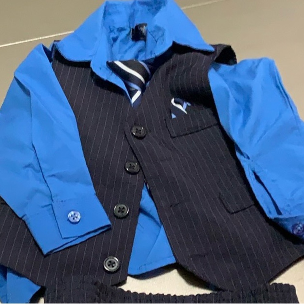 Nautica suits
